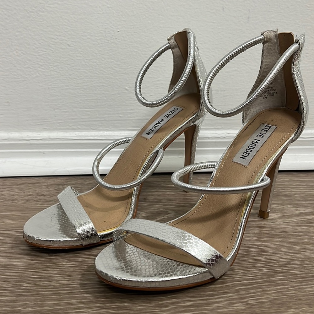 Stunning Silver Heals